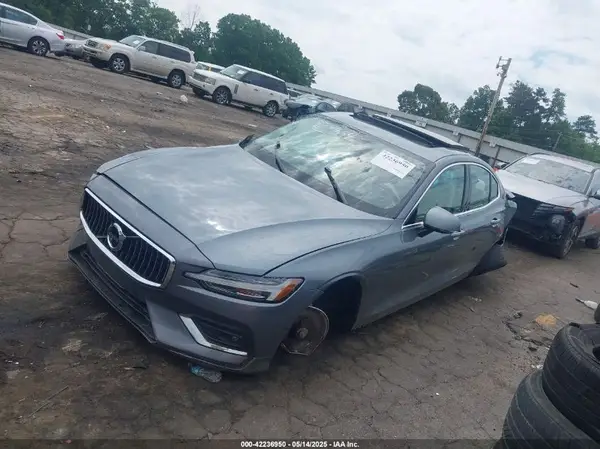 7JR102FL3MG122965 2021 VOLVO S60 - Image 2