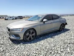 7JR102FL4KG003254 2019 VOLVO S60