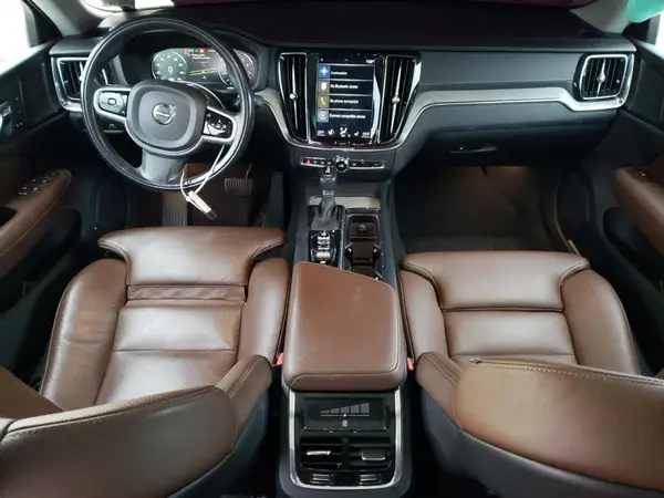 7JR102FL6KG002414 2019 VOLVO S60 - Image 8