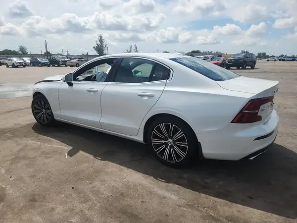 7JR102FL6KG014465 2019 VOLVO S60 - Image 2