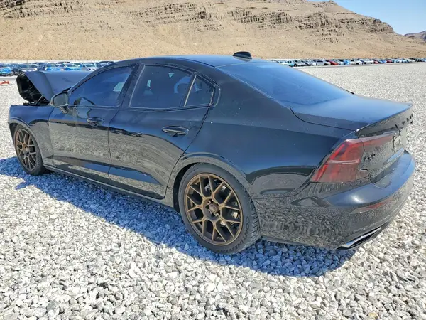 7JR102FM0KG006497 2019 VOLVO S60 - Image 2