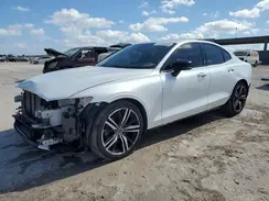 7JR102FM5LG049170 2020 VOLVO S60
