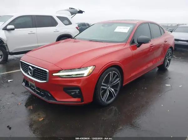 7JR102FM7KG006982 2019 VOLVO S60 - Image 2