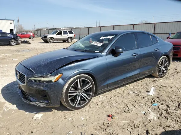 7JR102FM7KG016945 2019 VOLVO S60 - Image 1