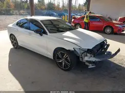 7JR102FM8LG073060 2020 VOLVO S60