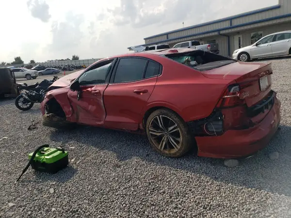 7JR102FM9KG004974 2019 VOLVO S60 - Image 2