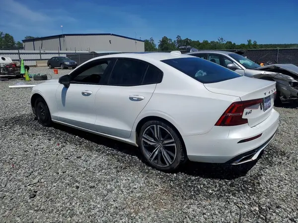 7JR102FM9MG092489 2021 VOLVO S60 - Image 2