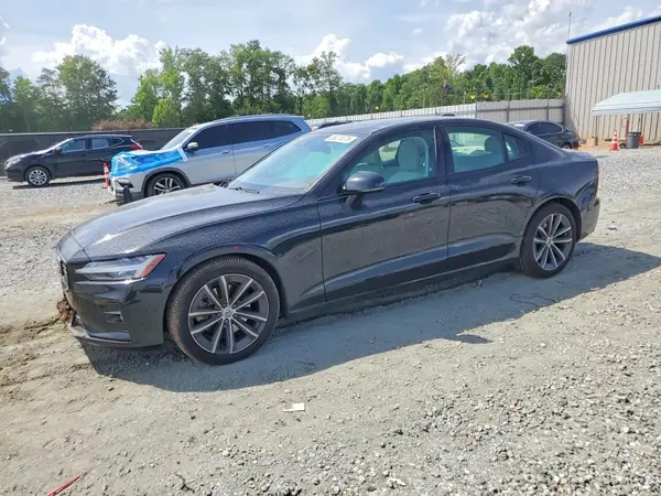7JR102FZ0MG108882 2021 VOLVO S60 - Image 1