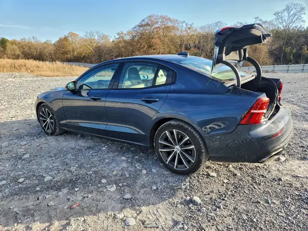 7JR102FZ3MG108911 2021 VOLVO S60 - Image 2