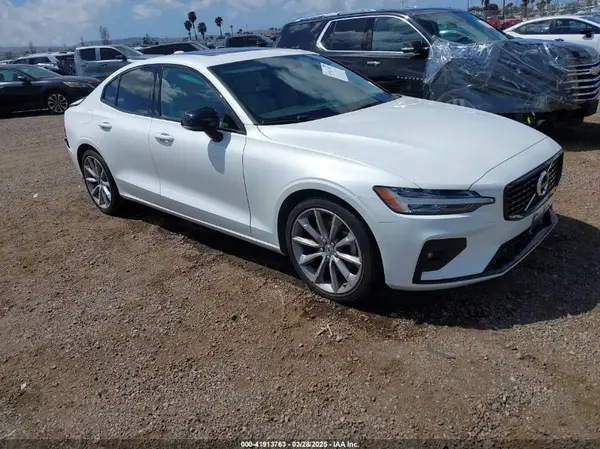 7JR102FZ4MG108772 2021 VOLVO S60 - Image 1