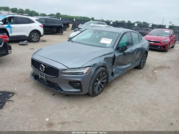 7JR102FZ4MG108934 2021 VOLVO S60 - Image 2