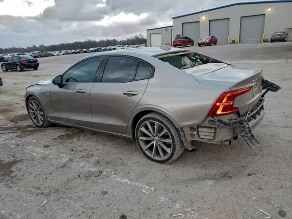 7JR102FZ4MG118346 2021 VOLVO S60 - Image 2