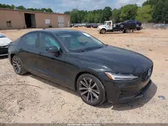 7JR102FZ6MG123774 2021 VOLVO S60