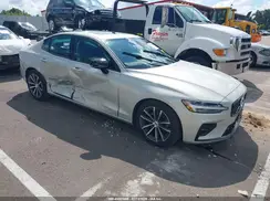 7JR102FZ9MG108721 2021 VOLVO S60
