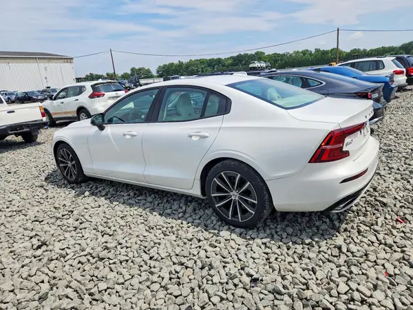 7JR102FZXMG112227 2021 VOLVO S60 - Image 2