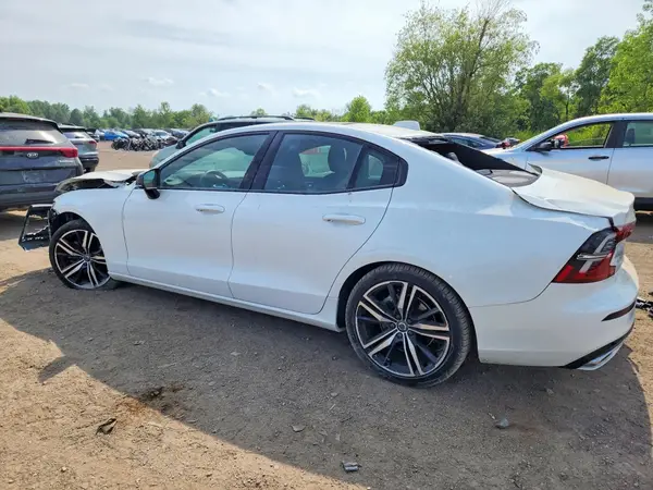 7JR102TM1MG108558 2021 VOLVO S60 - Image 2