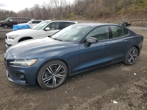 7JR102TM2MG111923 2021 VOLVO S60 - Image 1