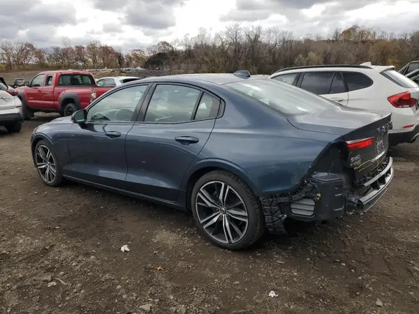 7JR102TM2MG111923 2021 VOLVO S60 - Image 2