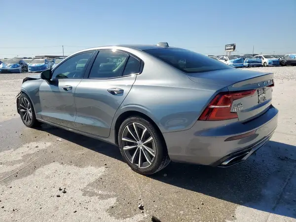 7JR102TZ0MG112113 2021 VOLVO S60 - Image 2