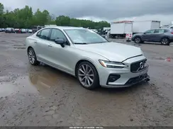 7JR102TZ0MG118039 2021 VOLVO S60