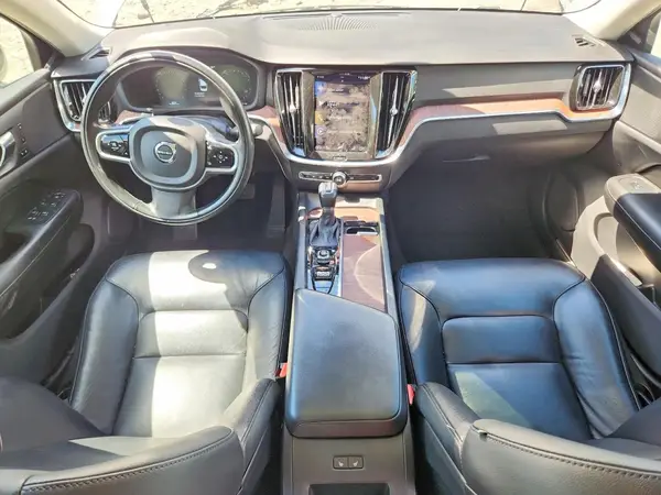 7JR102TZ2MG107821 2021 VOLVO S60 - Image 8