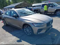 7JR102TZ2MG113411 2021 VOLVO S60