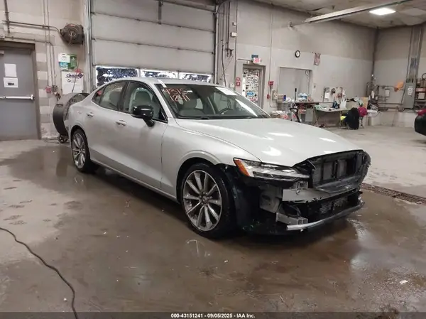 7JR102TZ3MG112896 2021 VOLVO S60 - Image 1