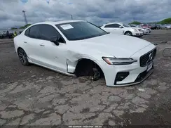 7JR102TZ4MG117993 2021 VOLVO S60