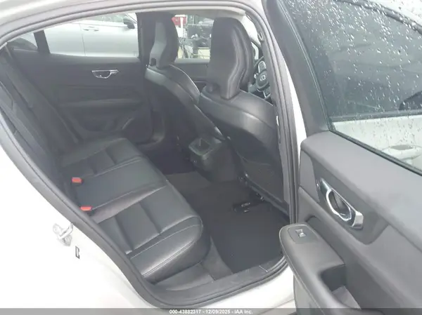 7JR102TZ5MG112477 2021 VOLVO S60 - Image 8