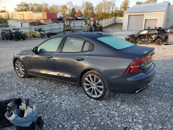 7JR102TZXMG113253 2021 VOLVO S60 - Image 2