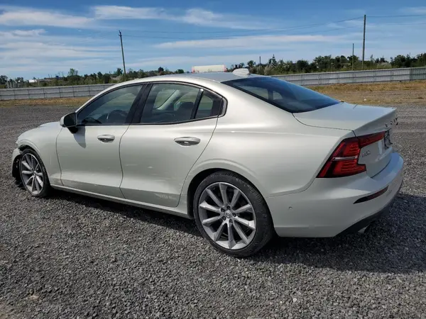 7JRA22TK0KG000535 2019 VOLVO S60 - Image 2
