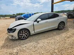 7JRA22TK0KG002222 2019 VOLVO S60