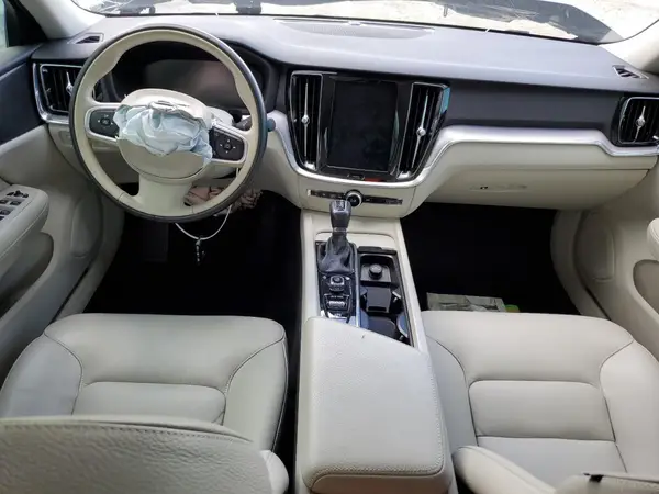 7JRA22TK0LG03367 2020 VOLVO S60 - Image 8