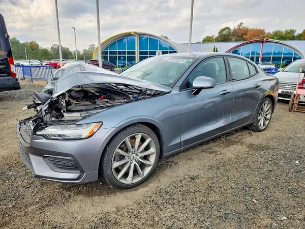 7JRA22TK0LG039871 2020 VOLVO S60 - Image 1
