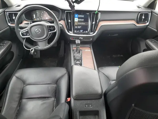 7JRA22TK1KG009955 2019 VOLVO S60 - Image 8