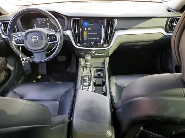 7JRA22TK1KG013696 2019 VOLVO S60 - Image 8