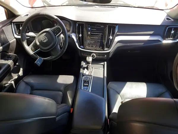 7JRA22TK1LG035604 2020 VOLVO S60 - Image 8
