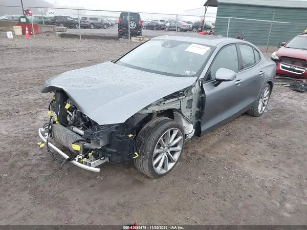 7JRA22TK1LG036011 2020 VOLVO S60 - Image 2