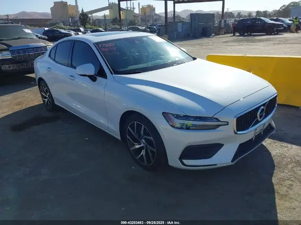 7JRA22TK1LG057666 2020 VOLVO S60 - Image 1
