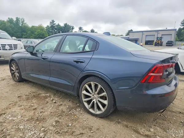 7JRA22TK1LG065914 2020 VOLVO S60 - Image 2