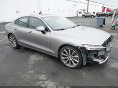 7JRA22TK1MG080625 2021 VOLVO S60