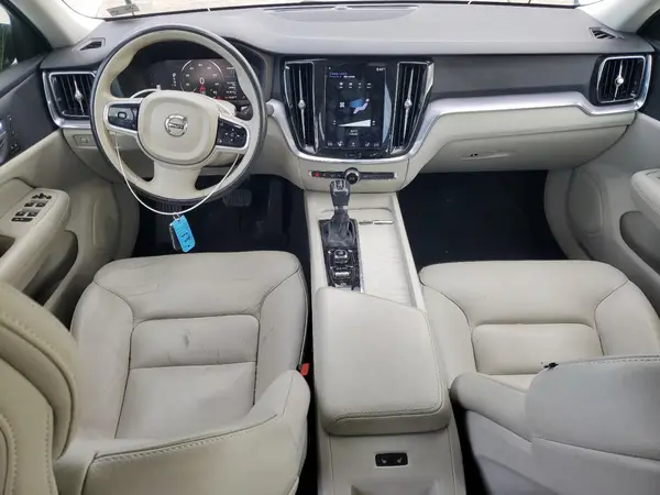 7JRA22TK2KG009396 2019 VOLVO S60 - Image 8