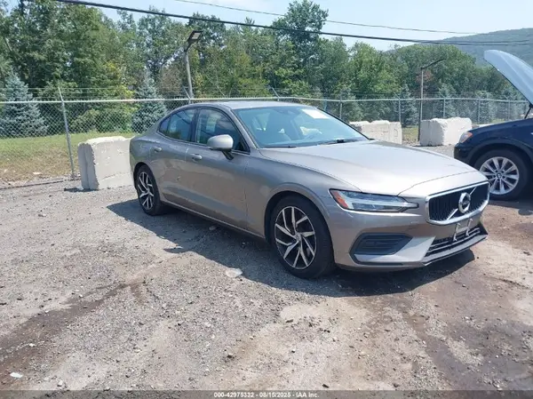 7JRA22TK2KG011486 2019 VOLVO S60 - Image 1
