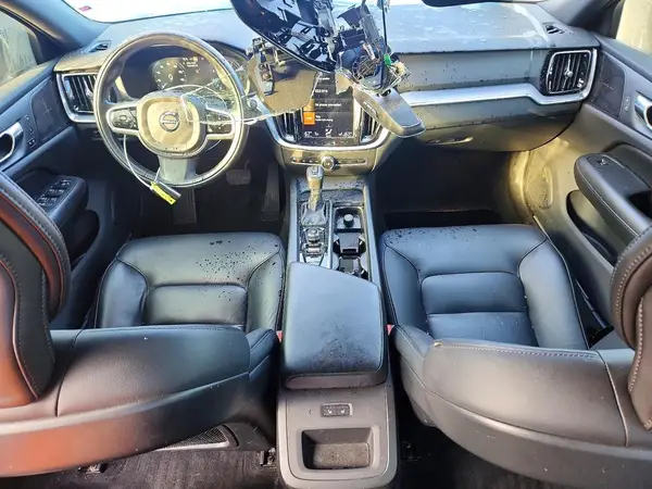 7JRA22TK2LG048913 2020 VOLVO S60 - Image 8