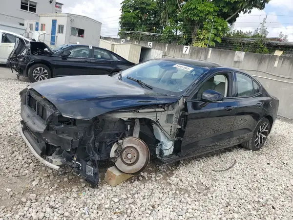 7JRA22TK2LG063928 2020 VOLVO S60 - Image 1