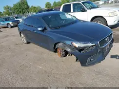 7JRA22TK2LG065095 2020 VOLVO S60