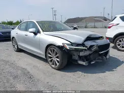 7JRA22TK2MG095943 2021 VOLVO S60