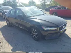 7JRA22TK3KG003204 2019 VOLVO S60
