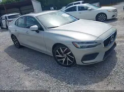 7JRA22TK3KG006698 2019 VOLVO S60