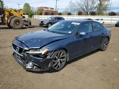 7JRA22TK3KG008645 2019 VOLVO S60